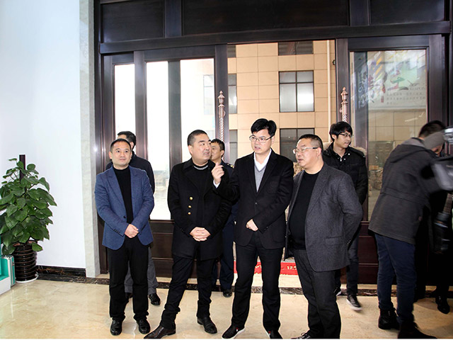 Secretary of Longwan District Committee1